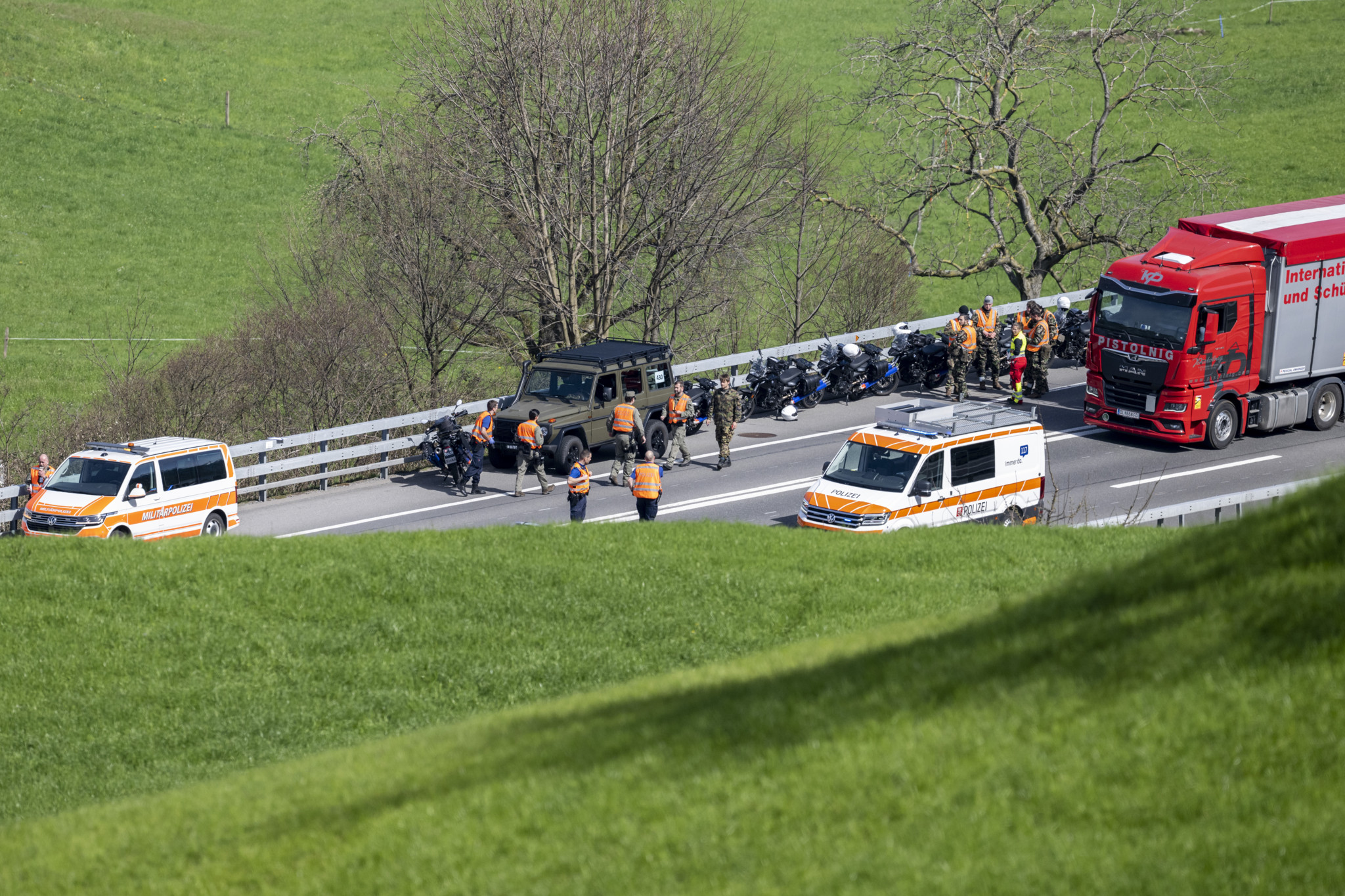 Tragischer Tod Bei Einem Verkehrsunfall: Tsv Havelse Trauert Um Ex Abwehrchef - rqr21y8
