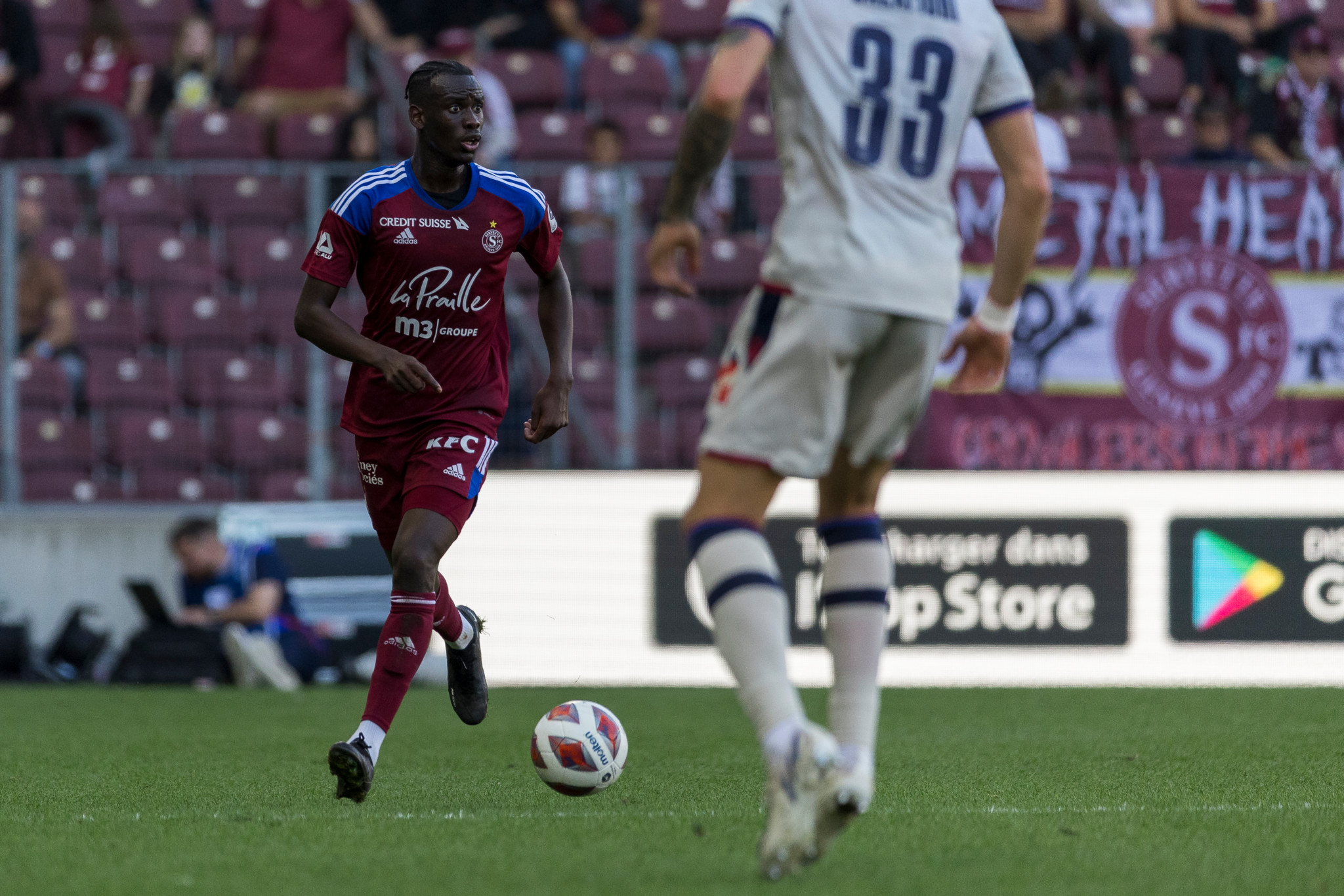 Moussa Diallo (SFC), pendant le match entre le Servette FC et le FC Bale comptant pour la 11eme journee de super league, le dimanche 16 octobre 2022 au Stade de Geneve, a Geneve (Bastien Gallay / GallayPhoto)