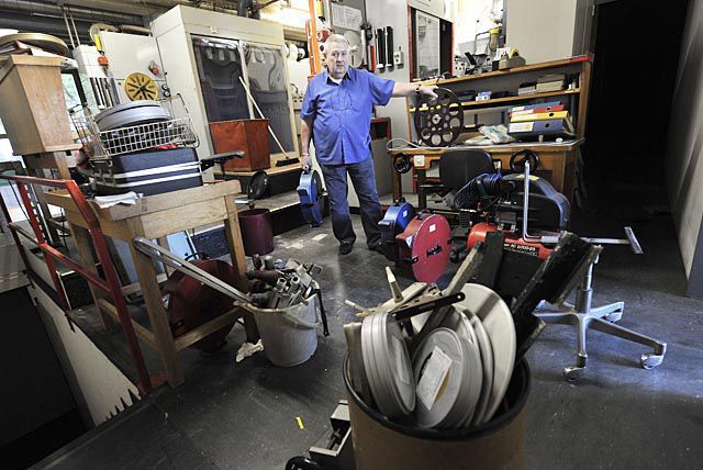 Hat noch einiges aufzuräumen: Charly Huser im Filmlabor.