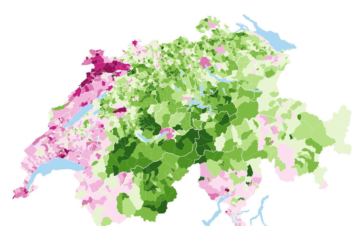 Oui à 50,15% pour les avions de combat