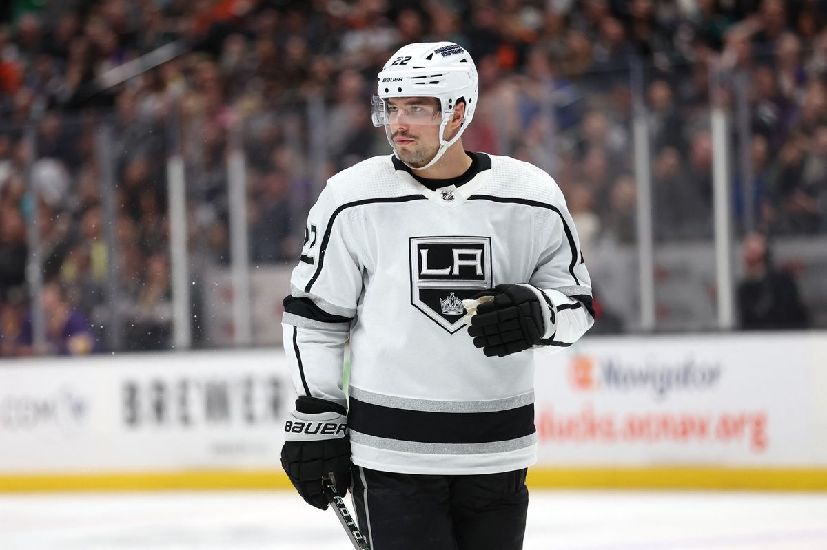 ANAHEIM, CALIFORNIA - APRIL 09: Kevin Fiala #22 of the Los Angeles Kings looks on during the third period of a game against the Anaheim Ducks at Honda Center on April 09, 2024 in Anaheim, California.   Sean M. Haffey/Getty Images/AFP (Photo by Sean M. Haffey / GETTY IMAGES NORTH AMERICA / Getty Images via AFP)