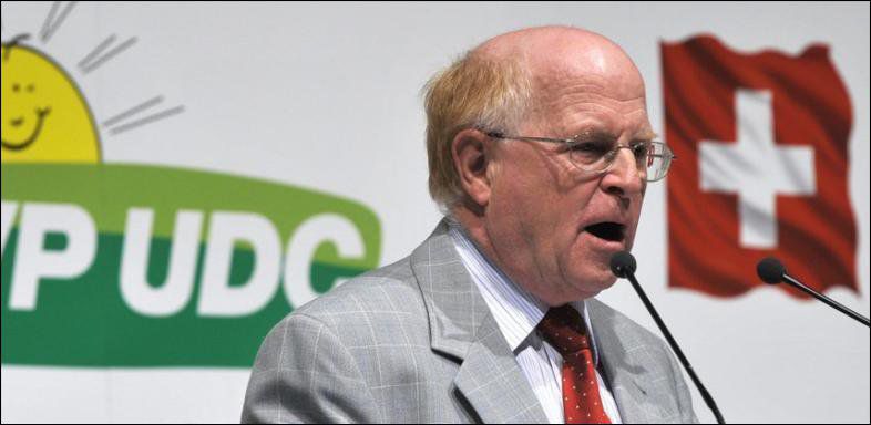 Schlüer avait traité les requérants d'asile de «racaille» et de «misérable ramassis de casseurs».