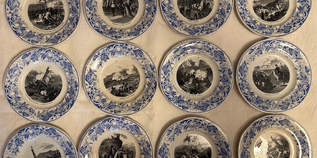 Faites expertiser vos tr&eacute;sors: combien valent mes douze assiettes en fa&iuml;ence fine