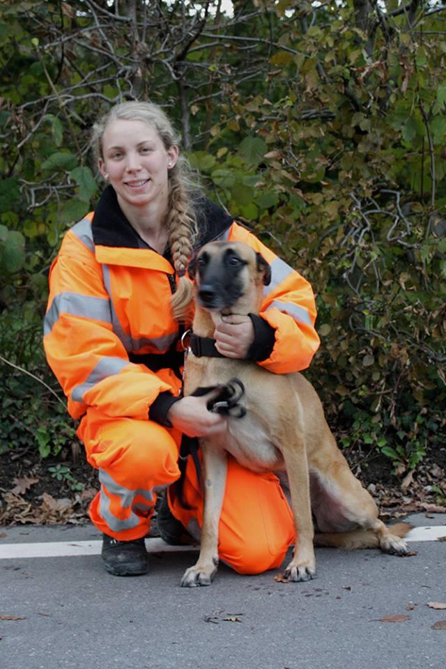 Lors des cours Redog, Claire et sa chienne ont appris à retrouver des victimes sous les décombres.