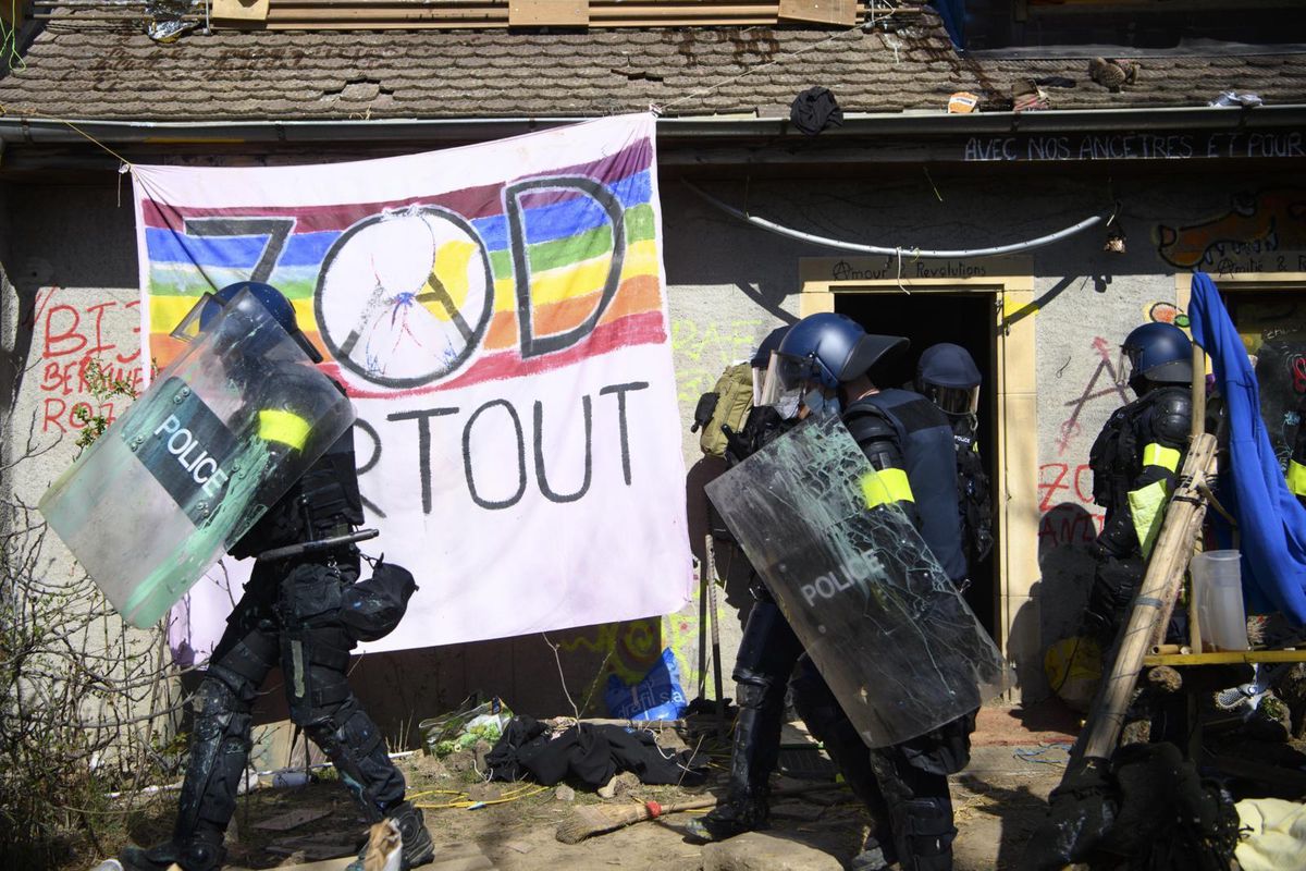 ZAD pour Zone à Défendre.