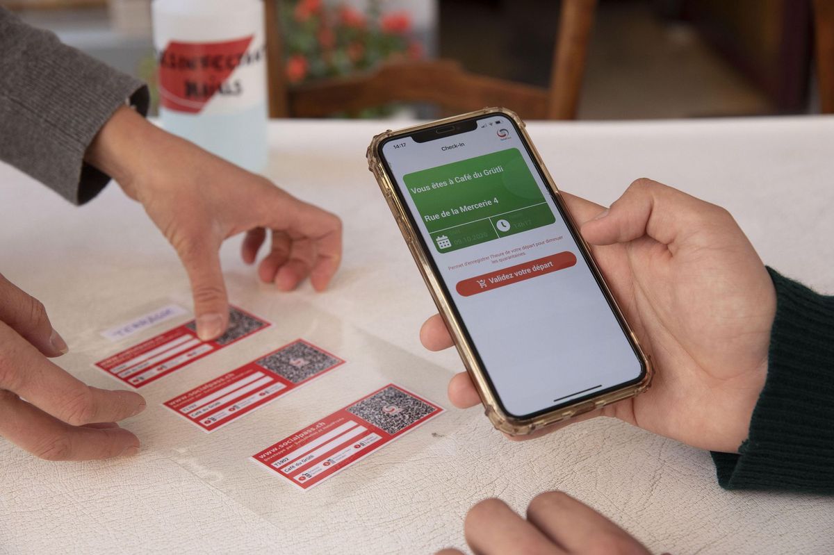 C’est au client de scanner via l’application SocialPass le QR code placé sur sa table, en arrivant au restaurant.