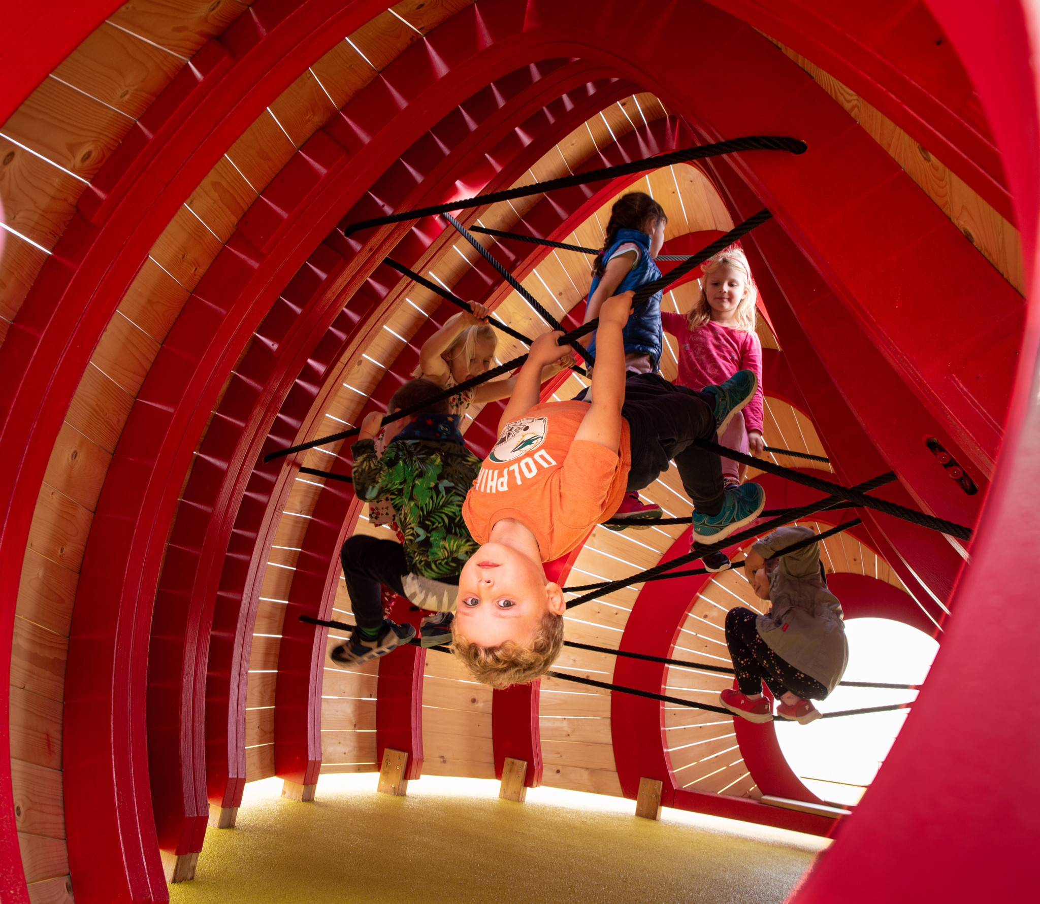 Interview mit Spielplatzdesigner: «Kinder müssen auf dem Spielplatz auch scheitern»