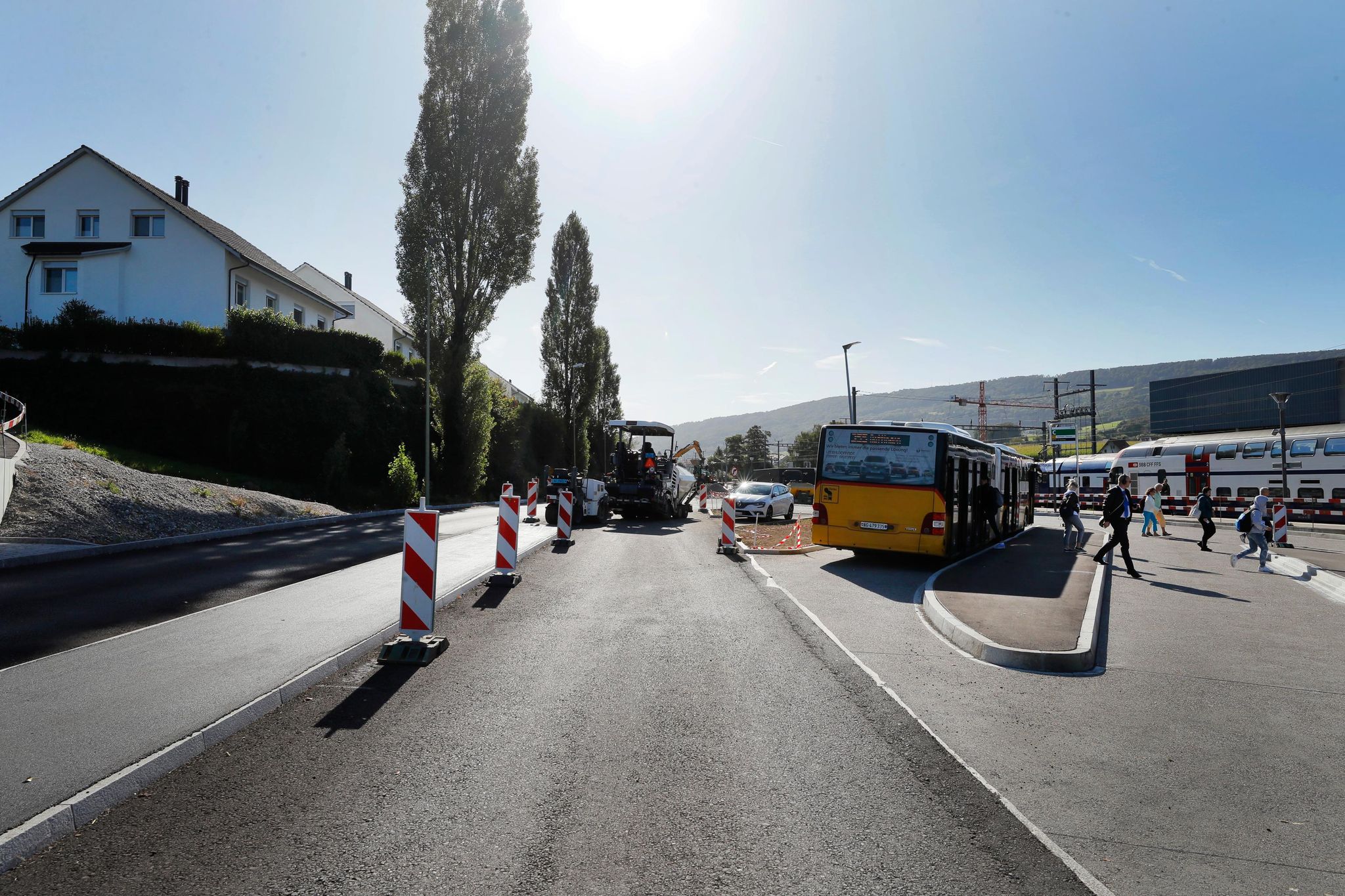 An der Wehntalerstrasse beim Bahnhof Niederweningen führt das kantonale Tiefbauamt seit November 2018 Bauarbeiten durch.