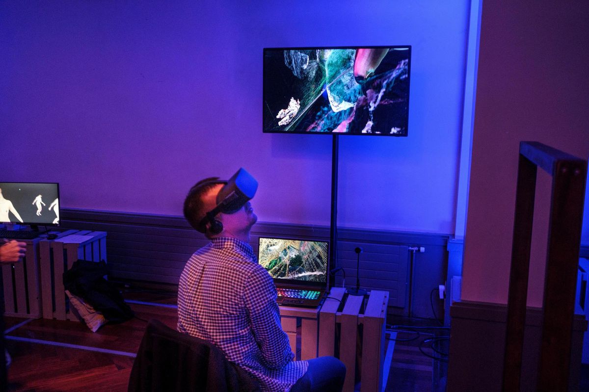 Suisse, Genève, le 04 novembre 2019. Le Giff propose durant toute la durée du festival l'expérience individuelle en réalité virtuelle.