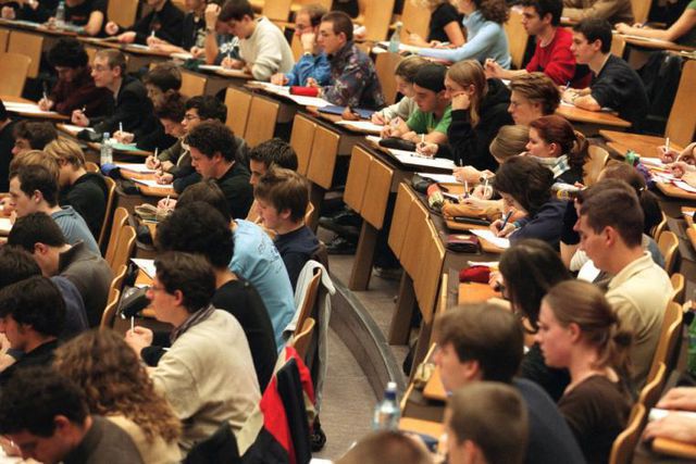 Die SVP möchte Hochschulen schweizerischer machen Der Bund