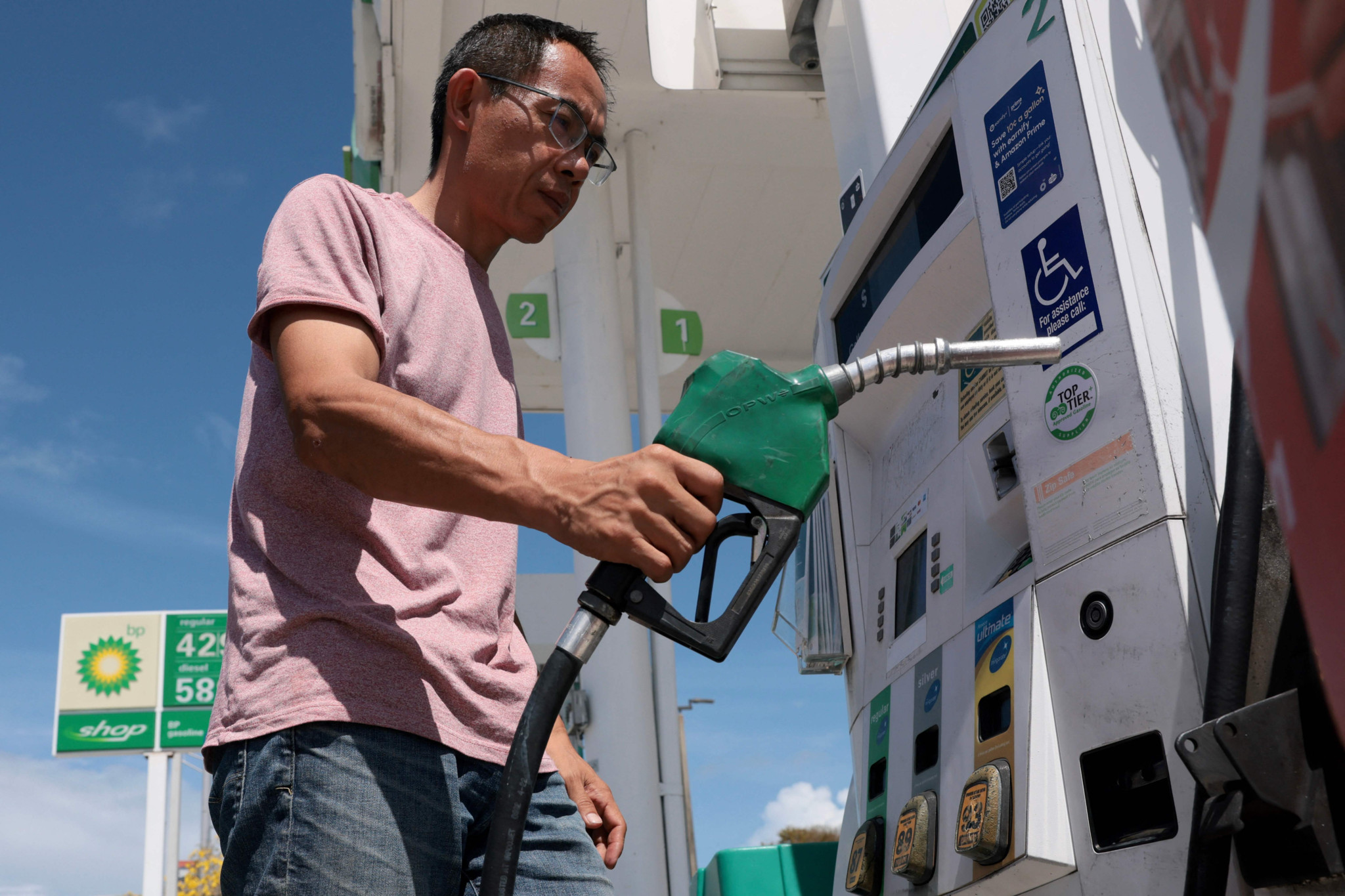 Nach Ankündigung von Waffenruhe: Ölpreise brechen ein, Börsenkurse schnellen in die Höhe