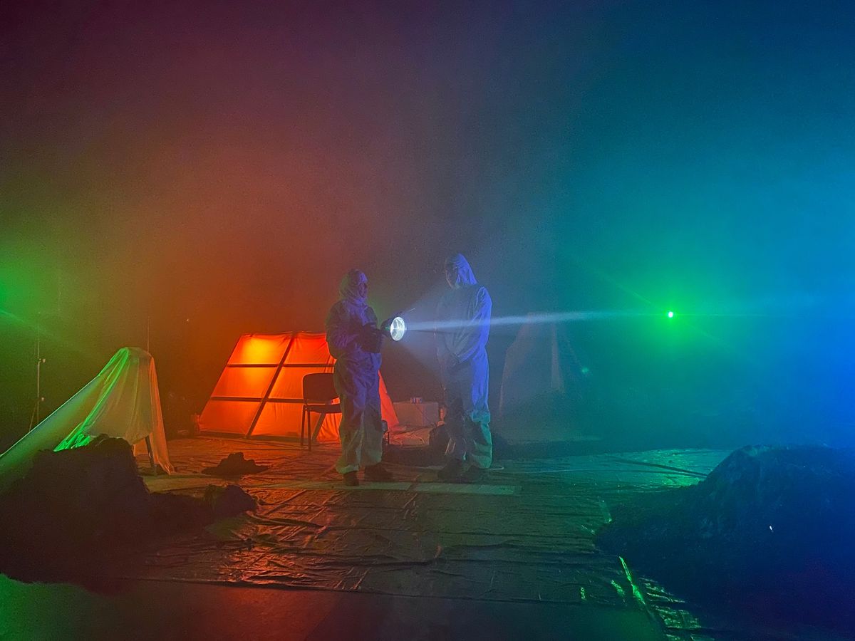 Marion Chabloz et Mathias Brossard, deux des quatre scientifiques en mission sur la terre ravagée d’«Ars Nova».