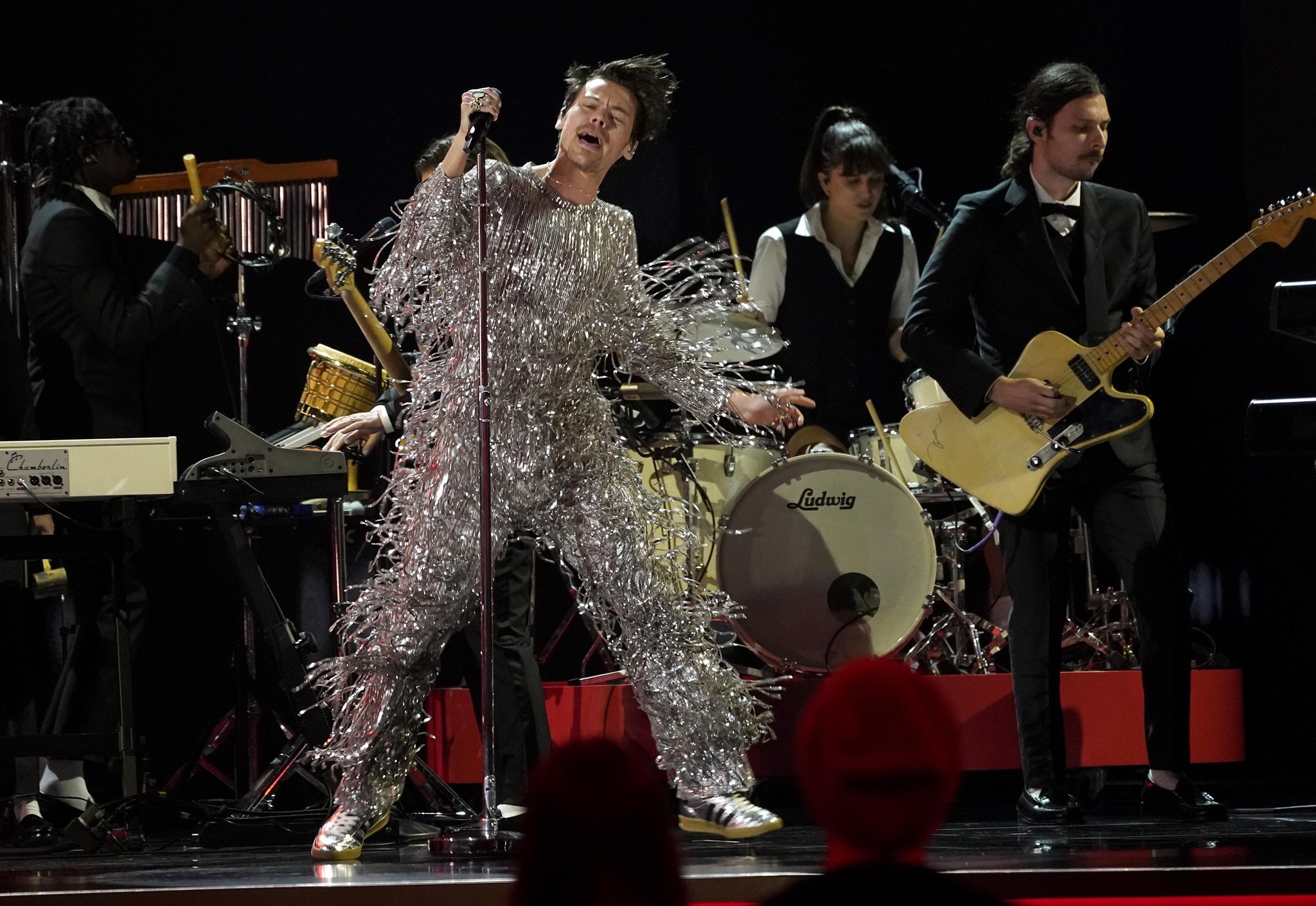 Harry Styles sang seinen Hit «As It Was» und räumte den wichtigen Preis «Bestes Album des Jahres» ab.