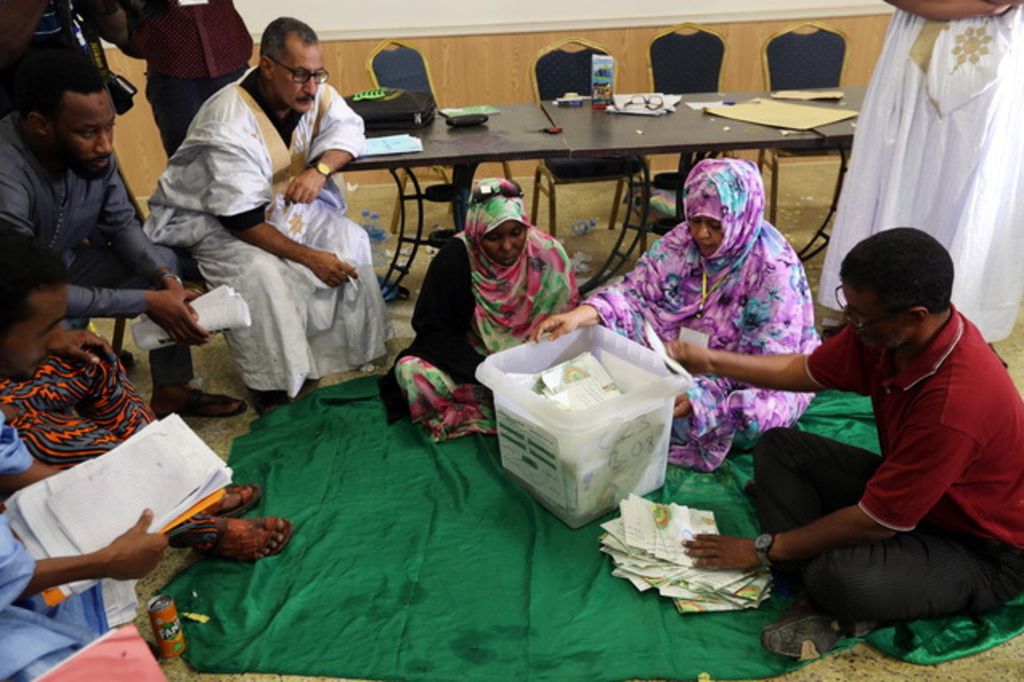 Le candidat du pouvoir se proclame vainqueur