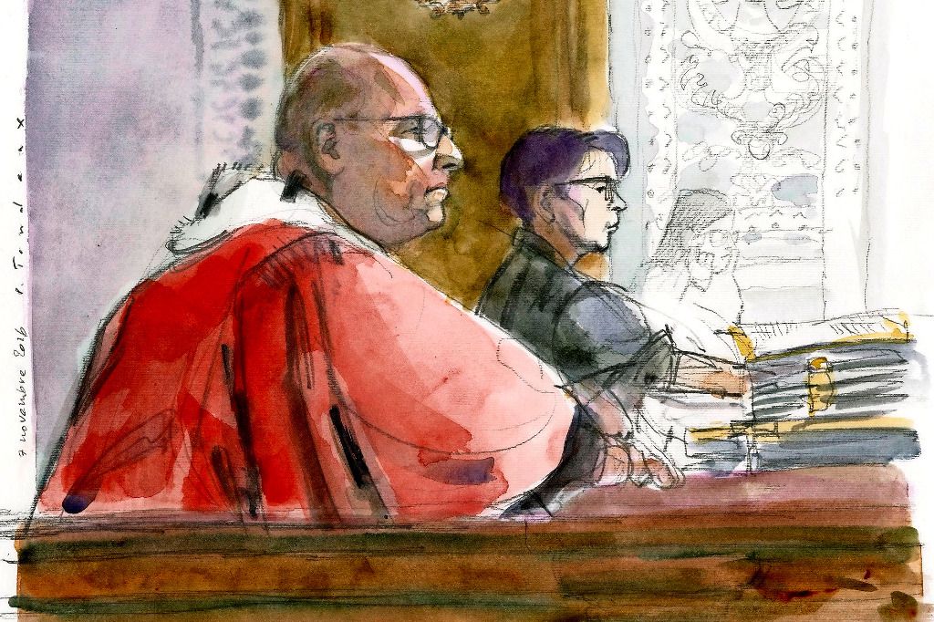 La défense réagit à un réquisitoire sévère