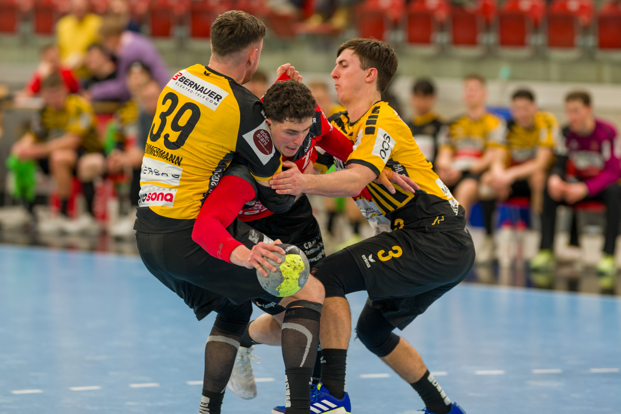 Handball am Zürichsee: Mit seiner «Wand» im Rücken spielt Stäfa um den Ligaerhalt