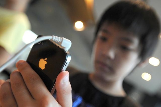 L'utilisation du portable n'est pas bonne pour de bons résultats scolaires, selon une étude nippone.