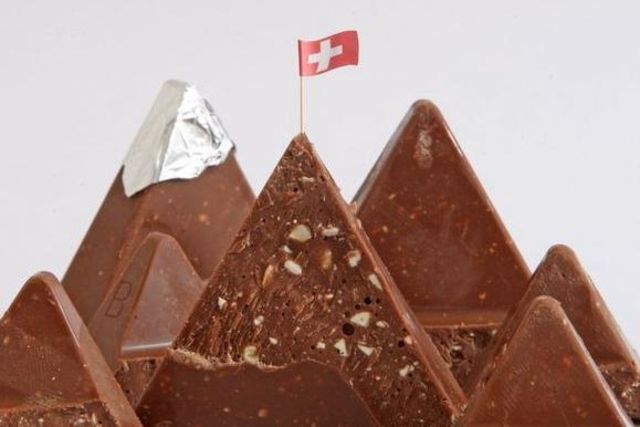 Chocolat, fromage et montagnes donnent une image positive de la Suisse.