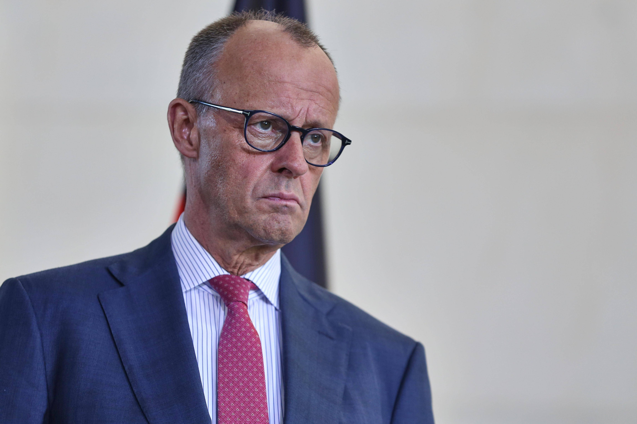 Leitartikel zur deutschen Regierung: Friedrich Merz ist angezählt, abschreiben sollte man ihn aber noch nicht