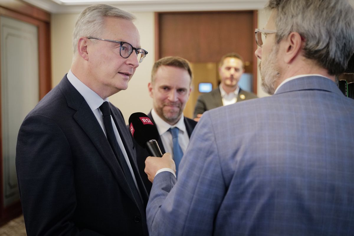 Genève, le 2 juillet 2024. Hôtel Warwick. Le ministre de l’Economie, des Finances et de la Relance, Bruno Le Maire vient à Genève pour soutenir le député sortant Marc Ferracci de Ensemble!.