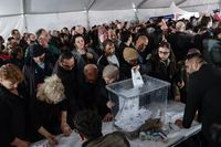 Quinze millions d’électeurs à la primaire de l’opposition