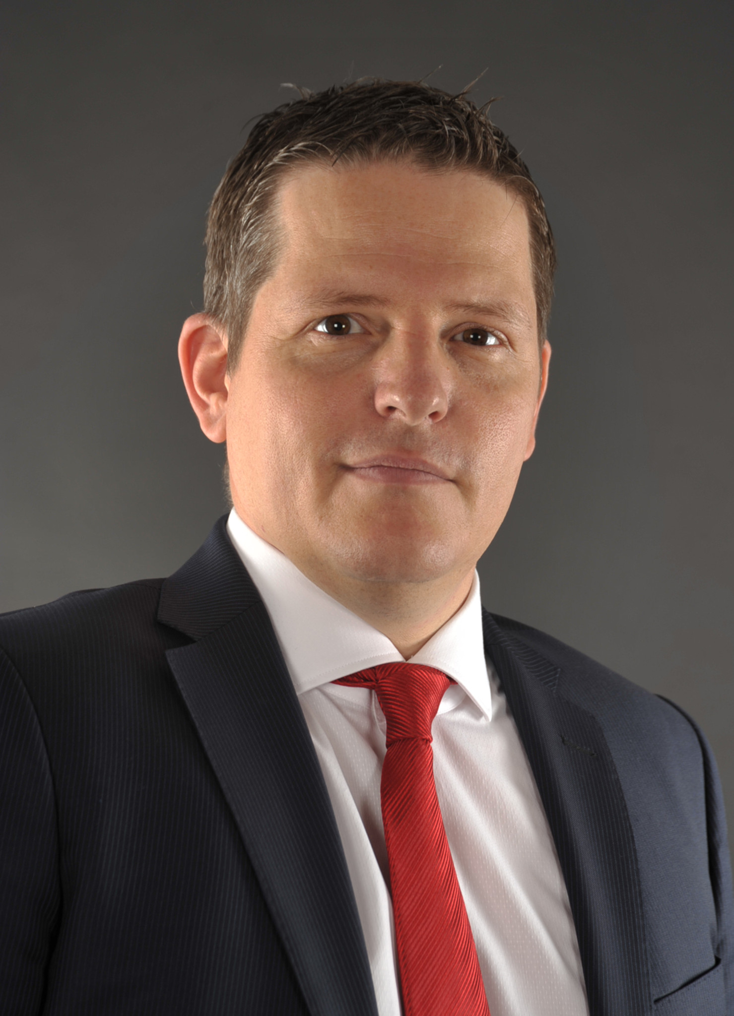 Responsable des risques globaux et émergents au GCSP (Centre de politique de sécurité de Genève).