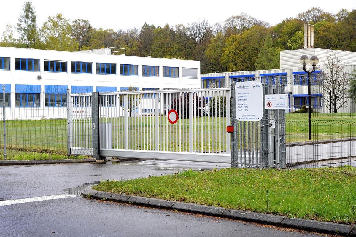 Merk Serono a quitté Coinsins. Nemaco, le nouveau propriétaire, souhaite louer les locaux à des entreprises de la région. Les barrières seront supprimées et les lieux réaménagés pour les rendre plus accueillants.