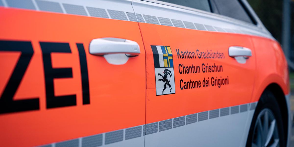 Unfall-auf-A13-So-sieht-ein-Velo-aus-das-auf-der-Autobahn-von-drei-Autos-berfahren-wurde