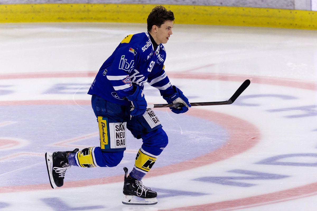 Reto Schäppi fühlt sich in Kloten wohl – und lobt seinen neuen Trainer für dessen Herangehensweise und seine Spielphilosophie.