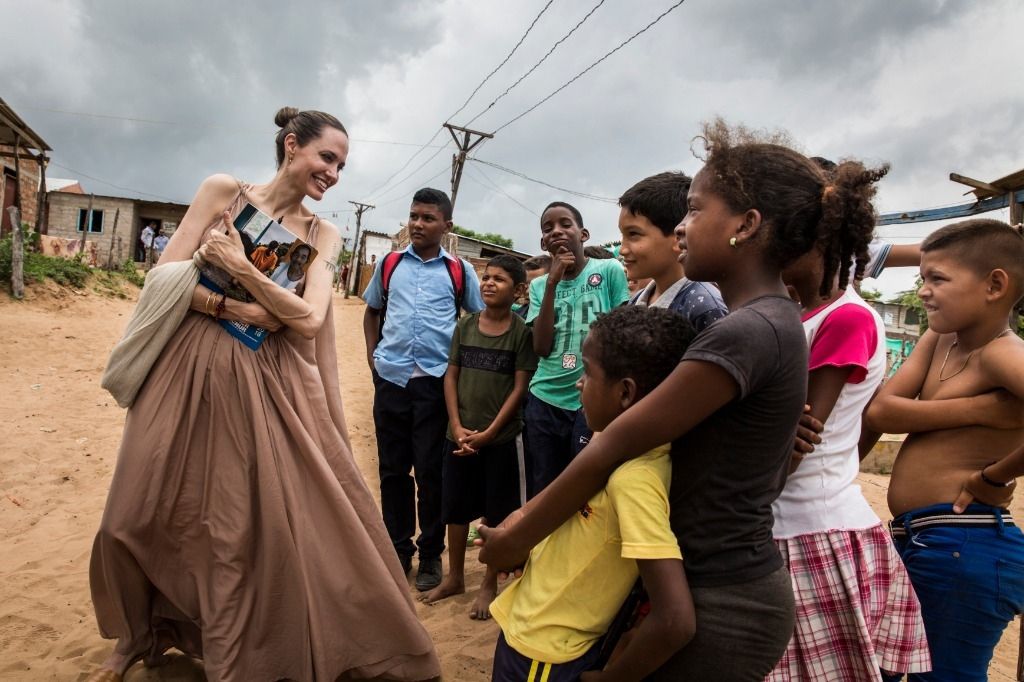 Angelina Jolie au chevet des enfants vénézuéliens