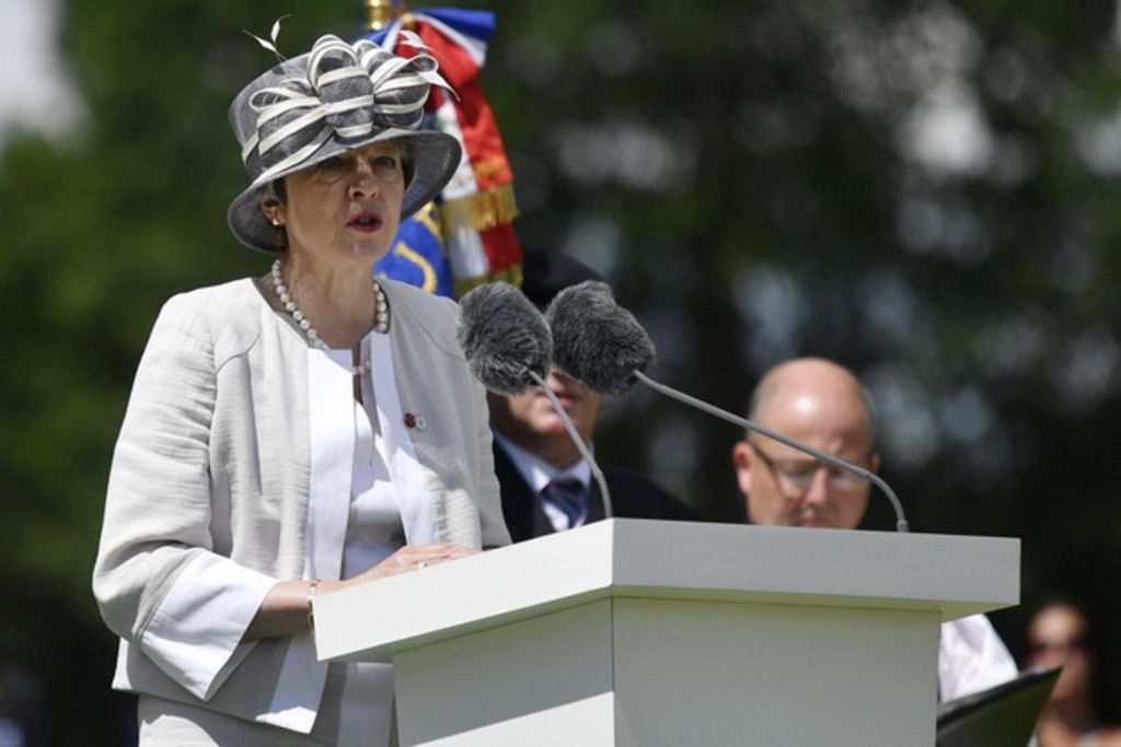 Theresa May s'efface, le problème du Brexit reste