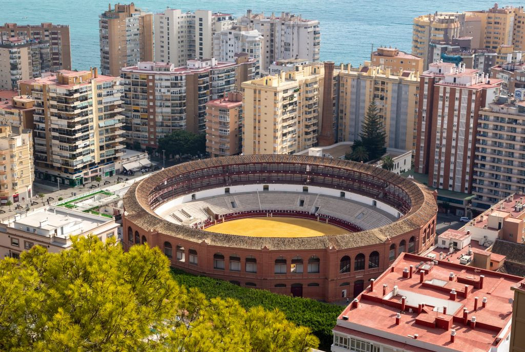 Stierkampfarena in Málaga: Kampfstier tötet früheren Matador in Spanien