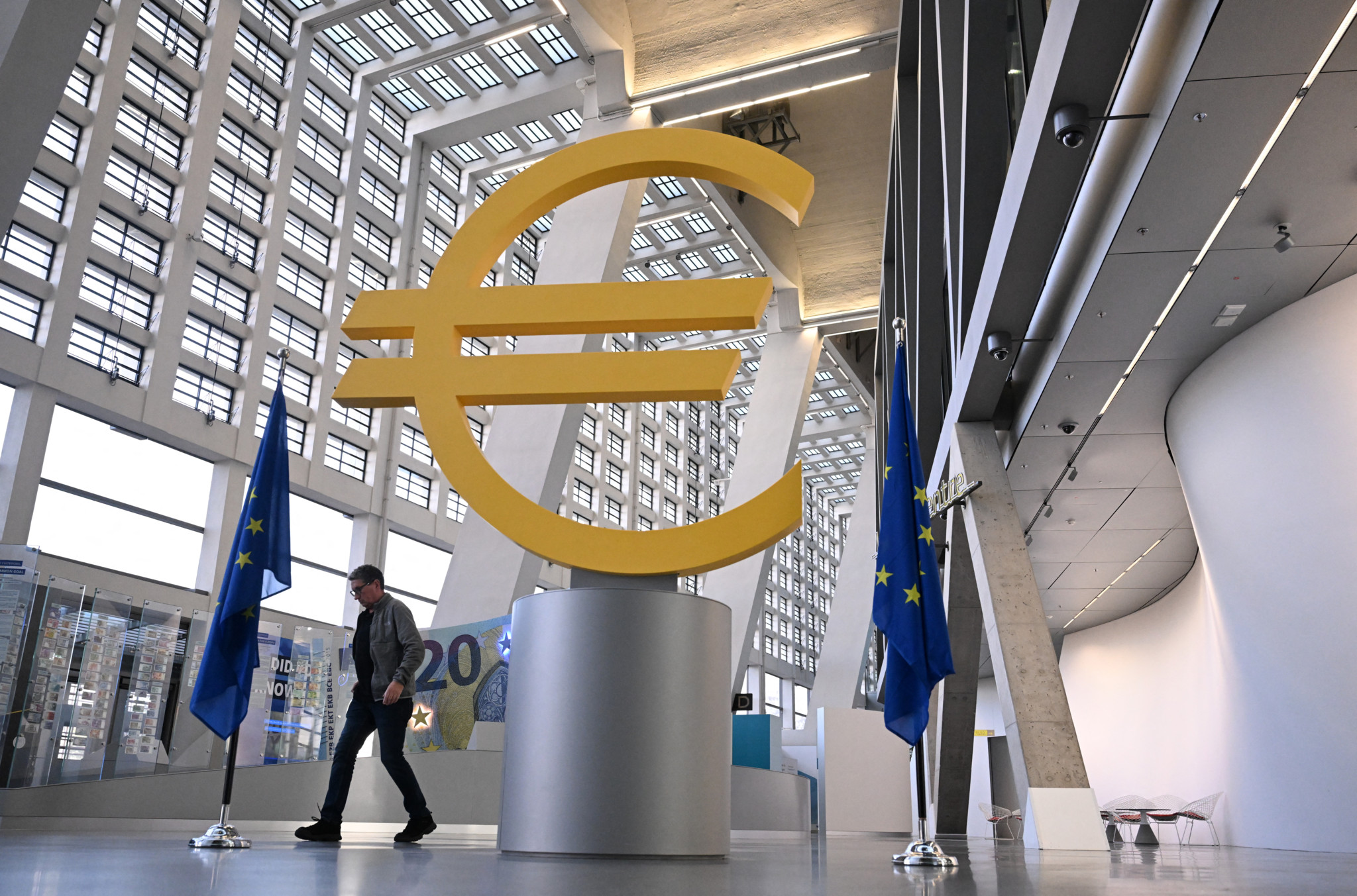 La BCE revoit ses prévisions de croissance à la hausse