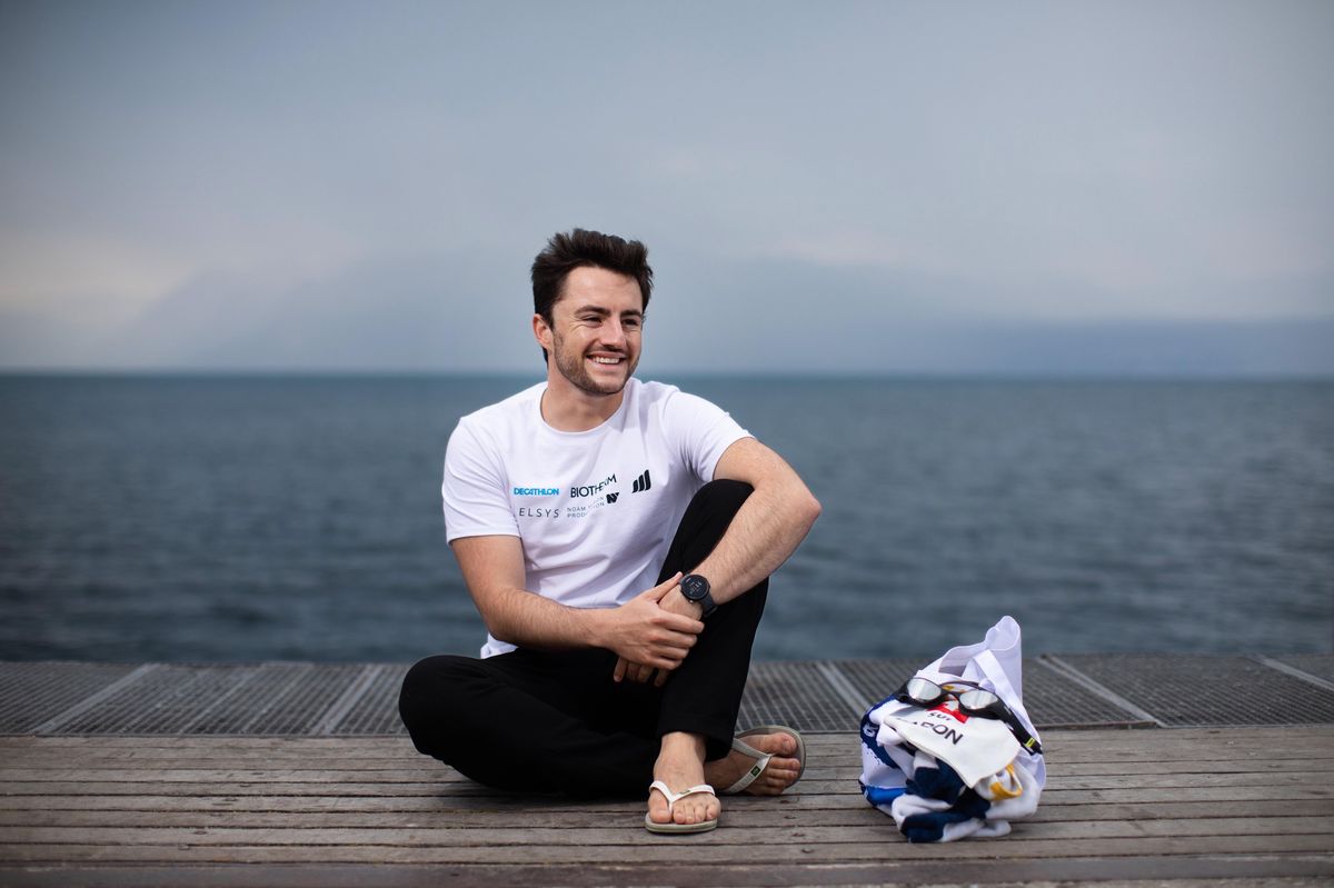 Après la traversée du Léman visant à la fois l’exploit sportif et la sensibilisation à la pollution, le Morgien Noam Yaron ambitionne de parcourir à la nage cinq lac de Suisse cet été.