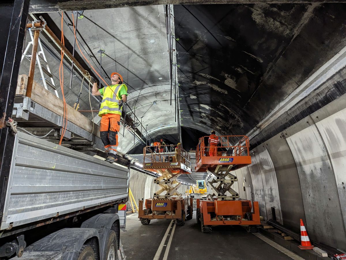 Les travaux du second tunnel ont pu provoquer la fissure du premier