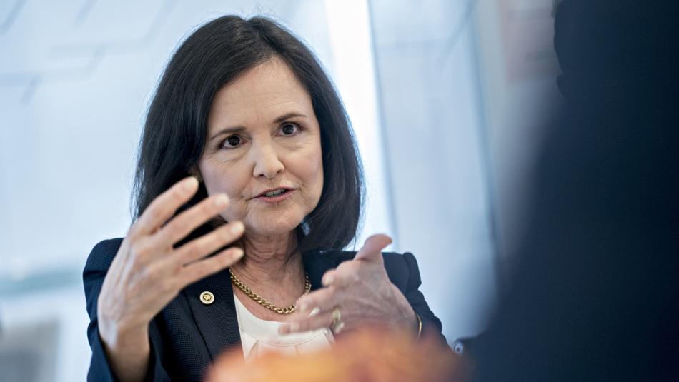 Shelton hat sich in der Vergangenheit unter anderem für die Rückkehr zum Goldstandard ausgesprochen.