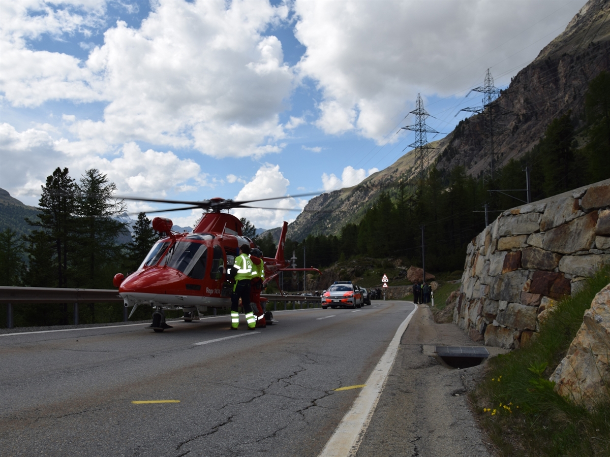 Rega-Einsatz in Pontresina: 69-jähriger Deutscher bei Töffun