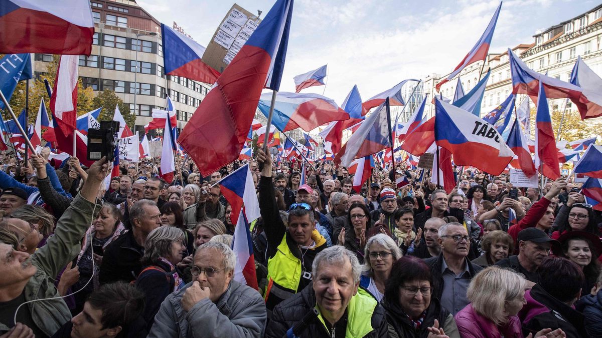 République Tchèque Manifestation à Prague contre la hausse des prix et