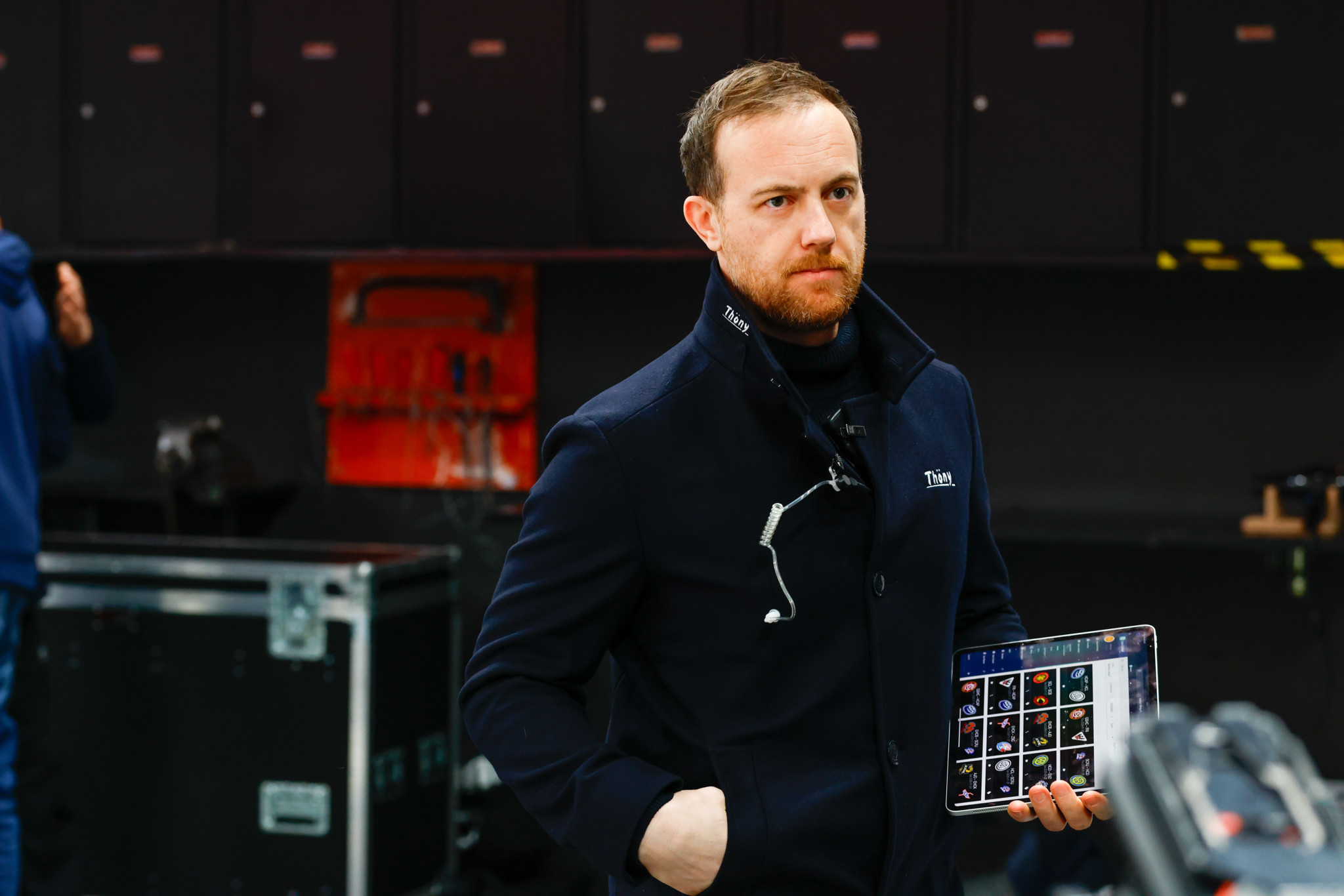 Mehr als nur HCD-Assistenzcoach: Das ist der verrückte Tausendsassa im Schweizer Eishockey