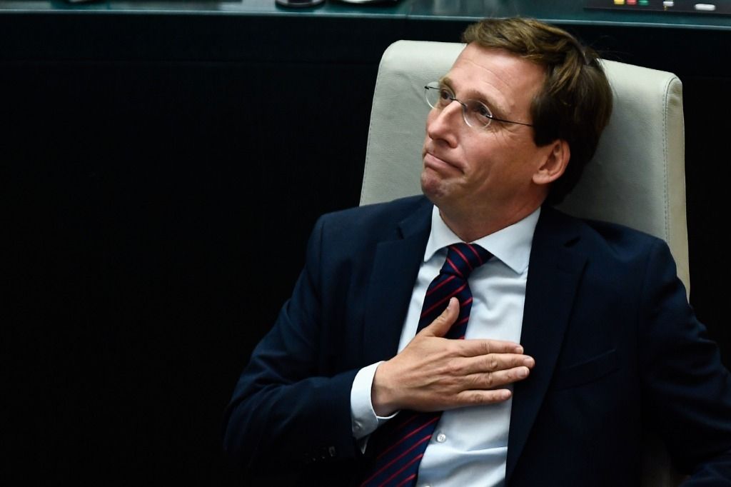 Madrid bascule à droite en s'alliant à l'extrême droite