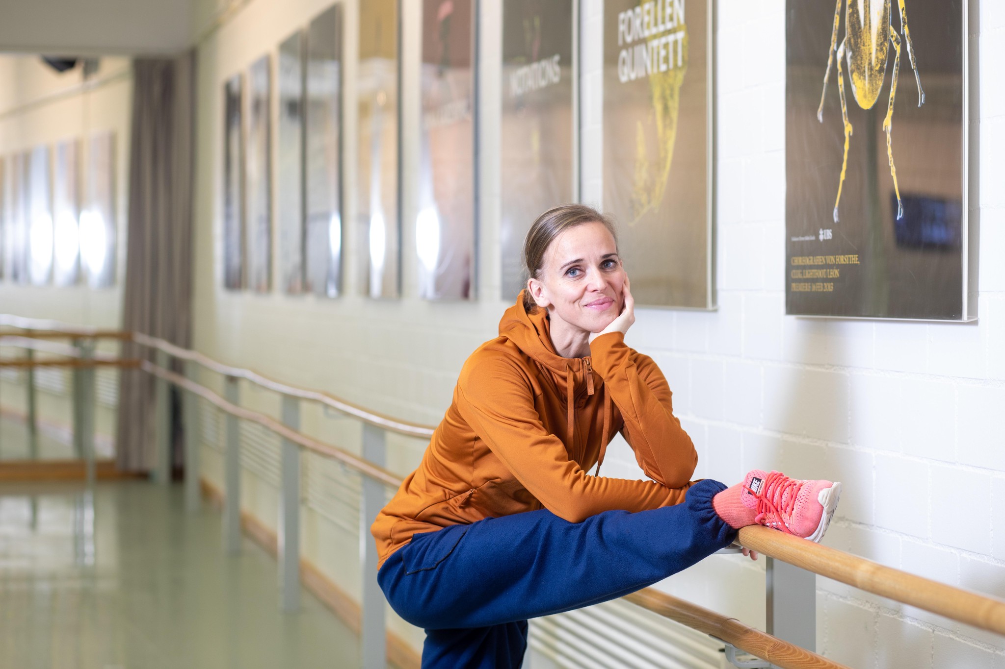 Katja Wünsche im Tanzstudio des Opernhauses.