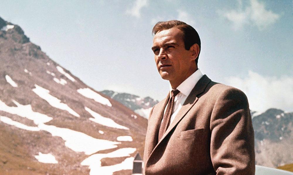 Habillé par le tailleur anglais Anthony Sinclair, Sean Connery incarne James Bond dans «Goldfinger», en 1964.