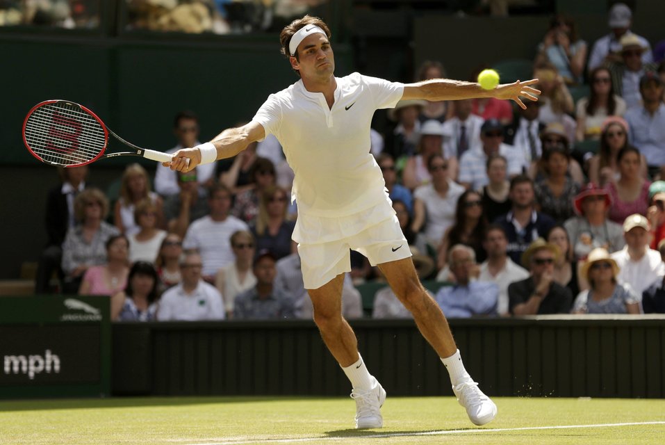 Gutes Auge: Federer las Groths Aufschlag ausgezeichnet, punktete oft gar nach dem ersten Service des Australiers.