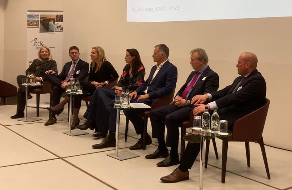 Les sept candidats les mieux classés par le sondage de la CCIG sont (de gauche à droite): Nathalie Fontanet (PLR), Michael Andersen (UDC), Delphine Bachmann (Le Centre), Anne Hiltpold (PLR), Xavier Magnin (Le Centre), Philippe Morel (MCG) et Lionel Dugerdil (UDC).