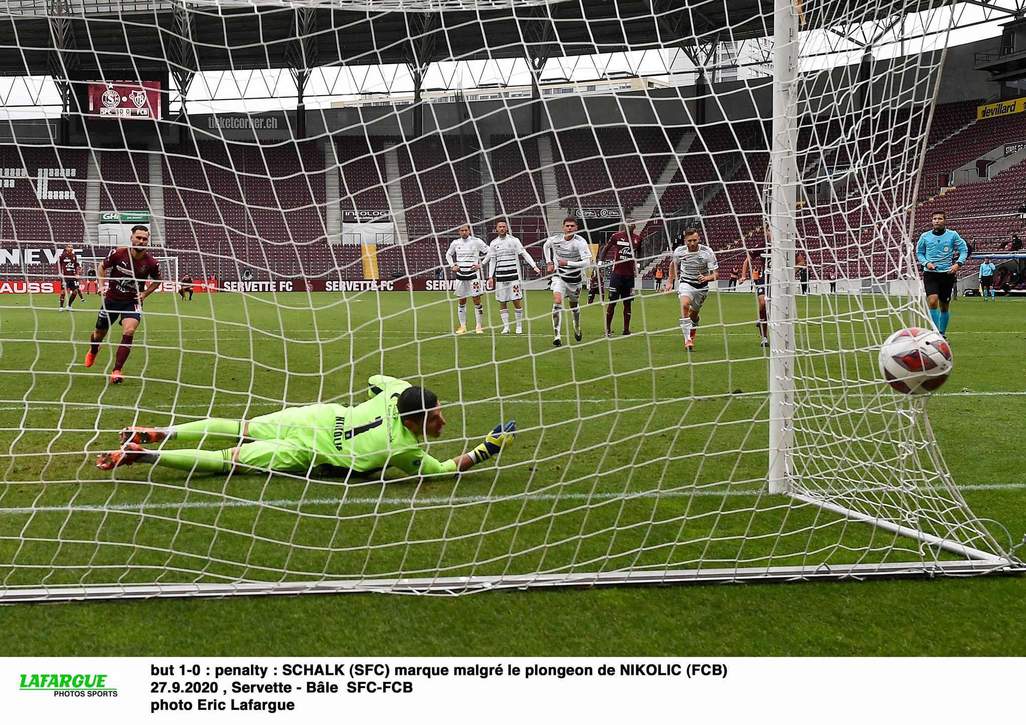Schalke a inscrit l’unique but du match, sur penalty.