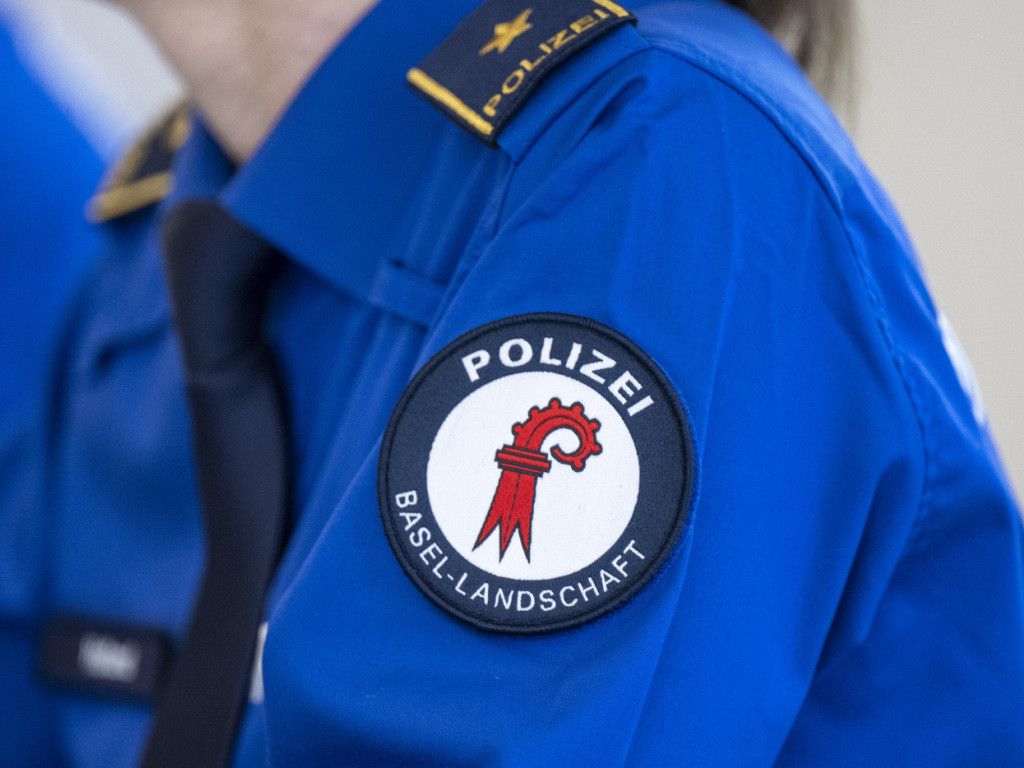 Verdacht-auf-Urkundenf-lschung-Swissmechanic-stellt-Unregelm-ssigkeiten-auf-einem-Konto-fest