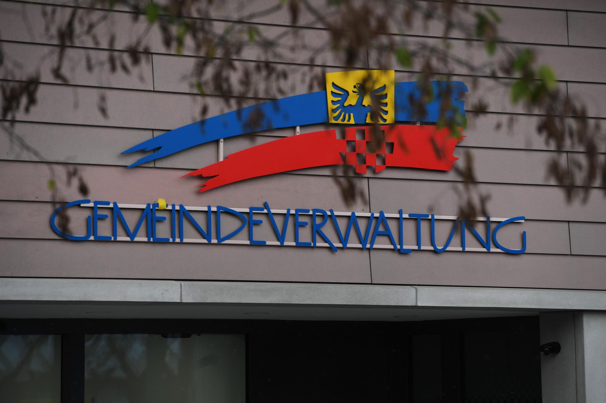 Die Gemeindeverwaltung zog letztes Jahr von der Stationsstrasse 1 an die Stationsstrasse 27 (Bild), wo ehemals die Post war. 