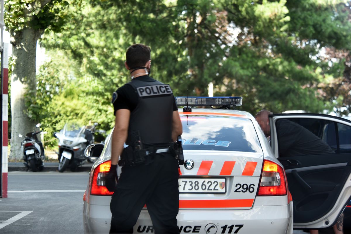 Suisse, Genève. Photos d'illustrations. Arrestation.