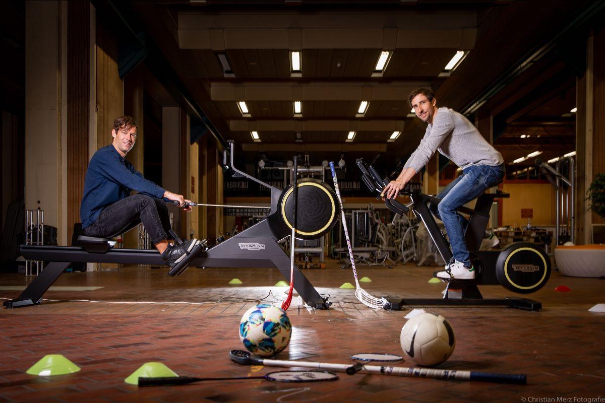 Ein ehemaliger Profi- und ein ambitionierter Amateur-Triathlet: Die Fabrik11-Initianten Sven Riederer (l.) und Thomas Götz.