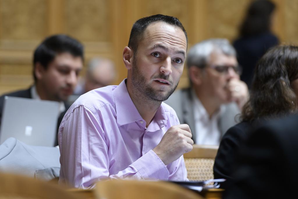 Le conseiller national valaisan Mathias Reynard, lors de la session parlementaire de «l’avant-Covid», le 5 mars 2020 à Berne. (KEYSTONE/Anthony Anex)